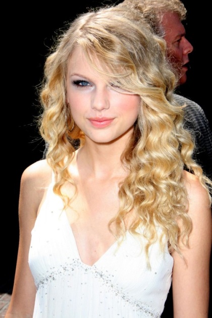 taylor swift boyfriend 2009. #39;Taylor Swift is terrified of