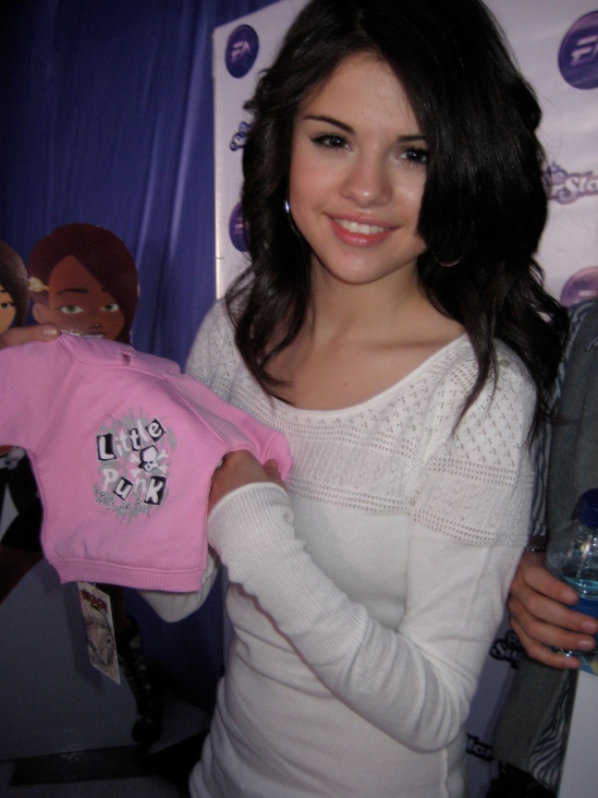 As you might know from before ive made a Selena Gomez rare post