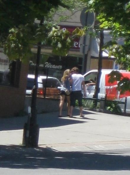 From Guiliana This was taken on July 3 Emily Osment kissing a mystery guy 