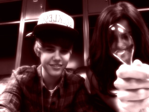 Justin Bieber And Selena Gomez Leaked. Justin Bieber and Selena