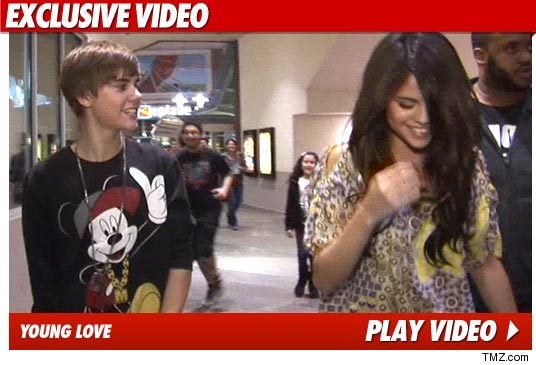 justin bieber and selena gomez new pictures 2011. May 23, 2011 · Selena Gomez